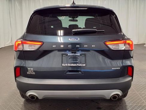 Used 2022 Ford Escape SE w/ Convenience Package AWD/4WD image 24