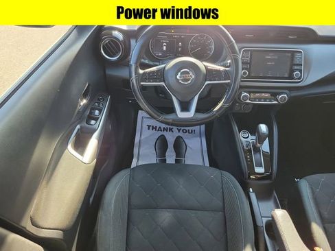 Used 2020 Nissan Kicks SV FWD image 9