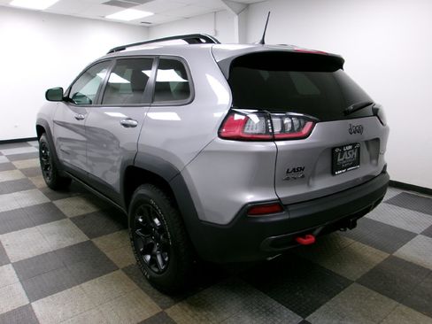 Used 2022 Jeep Cherokee Trailhawk w/ Trailer Tow Group image 2