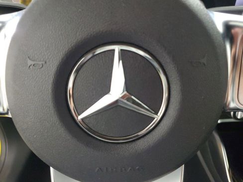 Used 2022 Mercedes-Benz CLA 35 AMG 4MATIC image 22