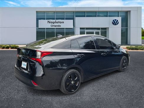 Used 2022 Toyota Prius FWD image 4