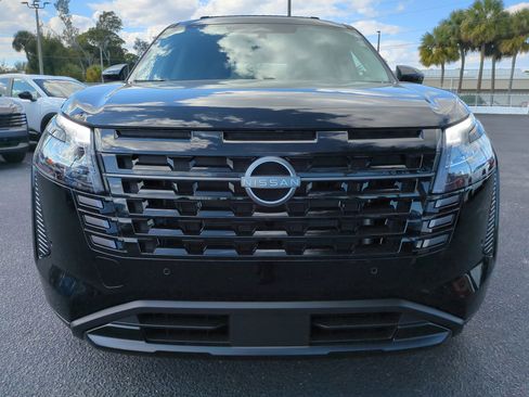 New 2026 Nissan Pathfinder SV image 9