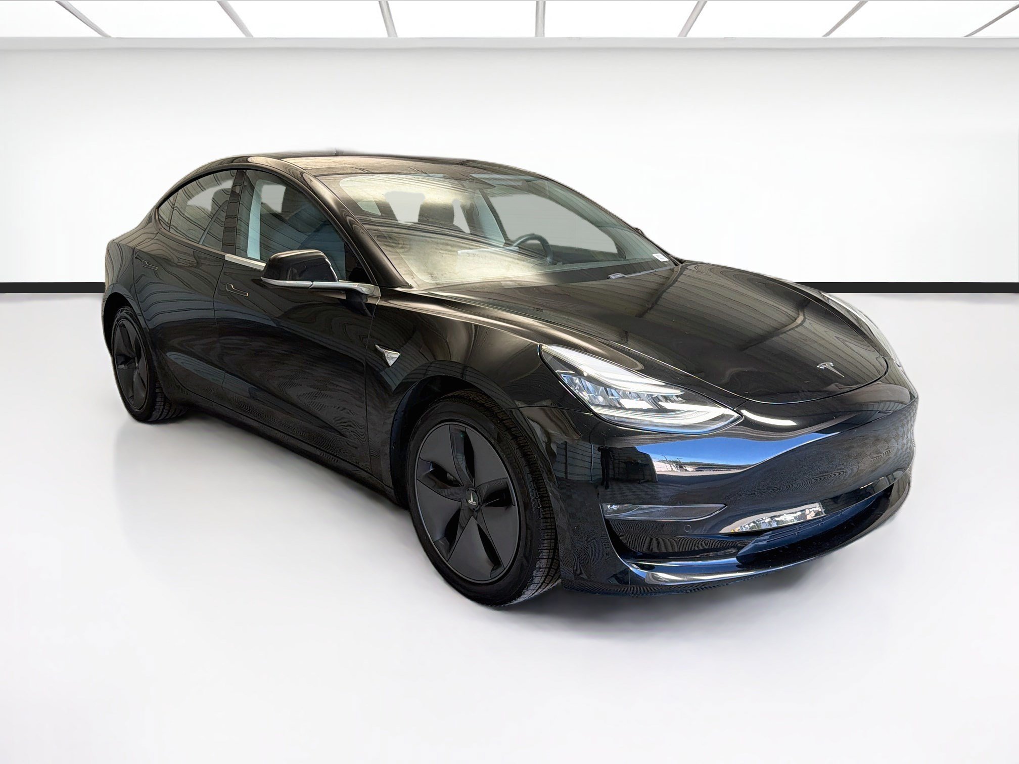 Used 2018 Tesla Model 3 RWD image 3