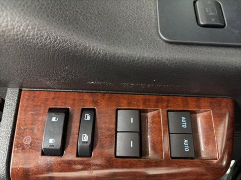 Used 2013 Ford F350 King Ranch w/ King Ranch w/Chrome Pkg image 10