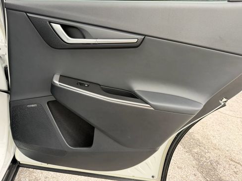 Used 2022 Kia EV6 Wind RWD image 29