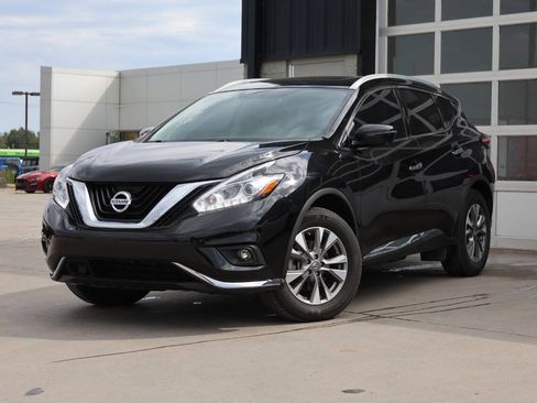 Used 2018 Nissan Murano SL w/ Moonroof Package AWD/4WD image 3