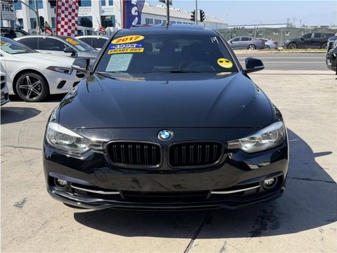 Used 2017 BMW 330i Sedan RWD image 2