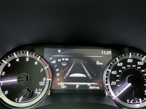 Used 2023 Toyota Highlander XSE AWD/4WD image 28