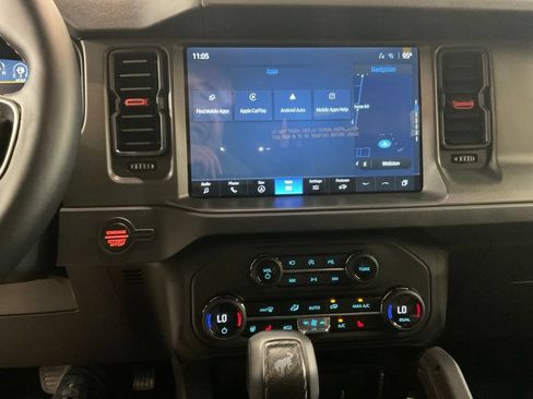 Used 2025 Ford Bronco Raptor AWD/4WD image 18