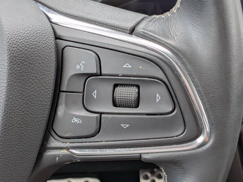 Certified 2023 Buick Encore GX Select w/ Sport Touring Package FWD image 25