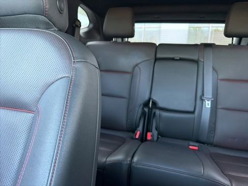 Used 2020 Chevrolet Blazer RS FWD image 14