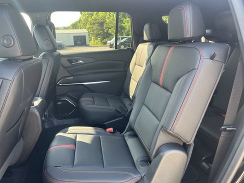 New 2026 Chevrolet Traverse RS FWD image 24