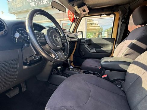 Used 2013 Jeep Wrangler Sport w/ Connectivity Group AWD/4WD image 11