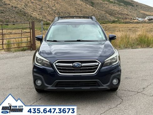 Used 2018 Subaru Outback 3.6R Limited AWD/4WD image 9