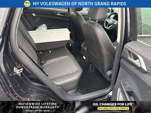 New 2026 Volkswagen Taos SE AWD/4WD image 25