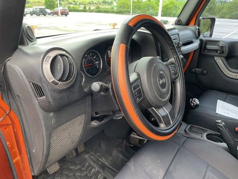 Used 2011 Jeep Wrangler Unlimited Sport w/ Trailer Tow Group AWD/4WD image 17