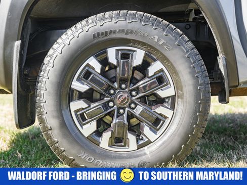 Used 2023 Nissan Frontier PRO-4X w/ Pro Convenience Package image 19