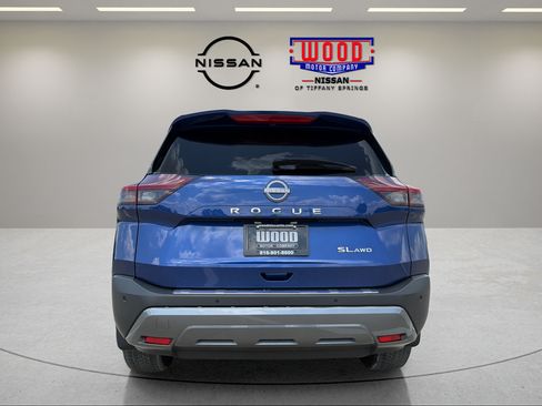 Certified 2023 Nissan Rogue SL w/ SL Premium Package AWD/4WD image 3