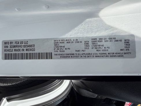 Used 2025 RAM ProMaster 3500 w/ Convenience Group FWD image 23