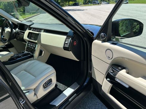 Used 2013 Land Rover Range Rover Supercharged AWD/4WD image 14