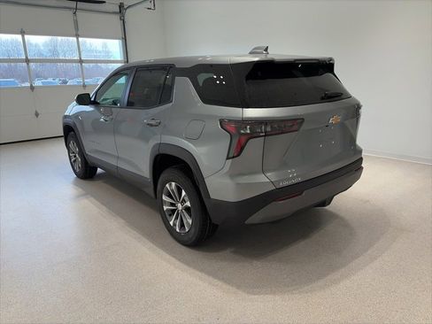 New 2026 Chevrolet Equinox LT image 4