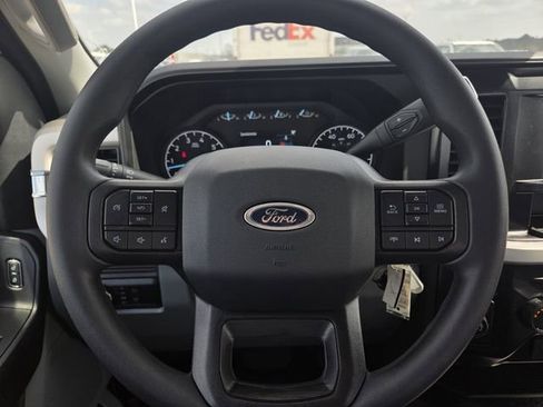 New 2026 Ford F250 XL w/ XL Chrome Package image 18