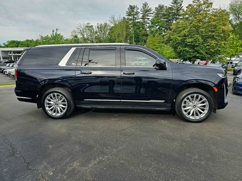 Used 2023 Cadillac Escalade ESV Premium Luxury w/ Performance Package AWD/4WD image 7