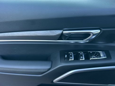 Certified 2025 Kia Telluride EX X-Line AWD/4WD image 11