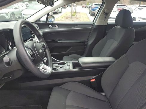 Used 2023 Kia K5 LXS image 19
