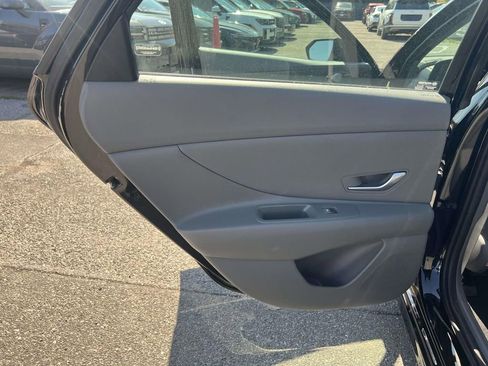Used 2023 Hyundai Elantra SEL w/ Cargo Package FWD image 14