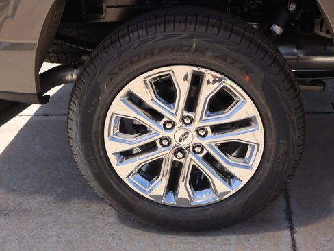 New 2026 Ford F150 XLT AWD/4WD image 18