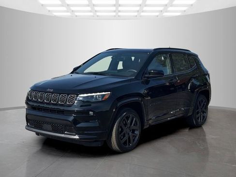 Certified 2024 Jeep Compass Limited w/ High Altitude Package AWD/4WD image 3