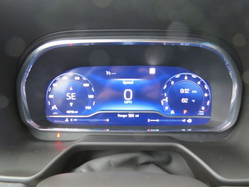 Used 2022 Chevrolet Tahoe LT w/ Luxury Package image 23