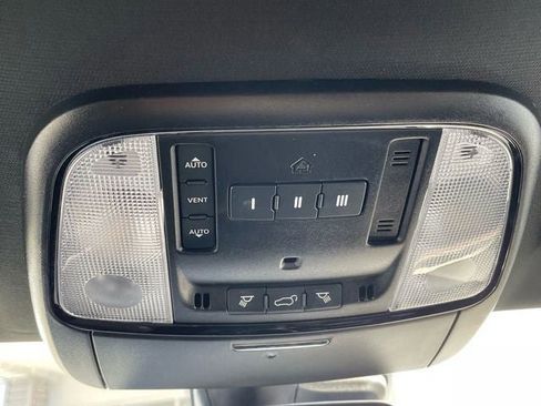 Used 2023 Dodge Durango GT image 21