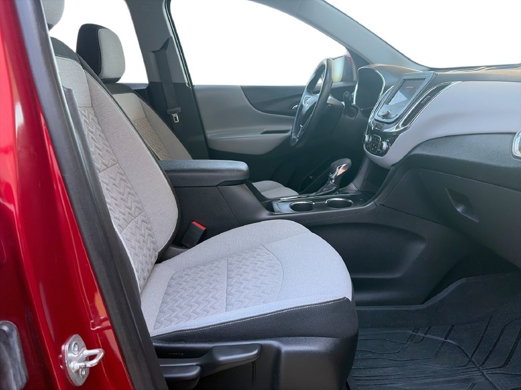 Used 2023 Chevrolet Equinox LT FWD image 29