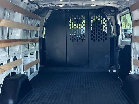 Used 2025 Ford Transit 250 Low Roof w/ Exterior Upgrade Package RWD image 8