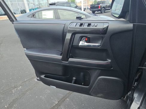 Used 2020 Toyota 4Runner TRD Pro AWD/4WD image 24