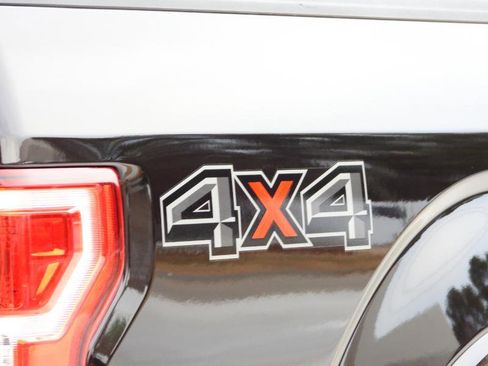 Used 2019 Ford F150 Lariat image 3