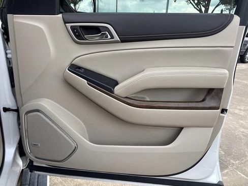 Used 2019 GMC Yukon Denali w/ Denali Ultimate Package RWD image 19