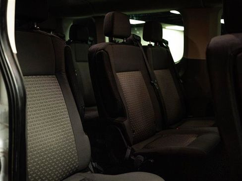 Used 2023 Ford Transit 350 XLT image 11