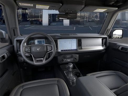 New 2025 Ford Bronco Outer Banks image 9