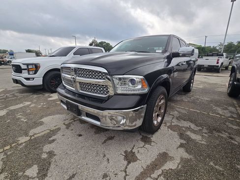Used 2017 RAM 1500 Laramie w/ Convenience Group RWD image 2