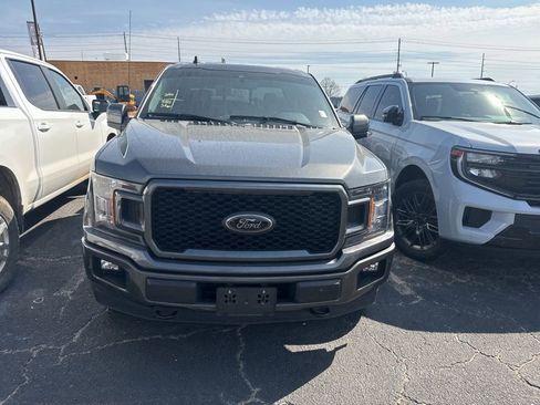 Used 2020 Ford F150 Lariat image 4
