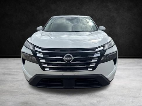 Used 2024 Nissan Rogue SV FWD image 9