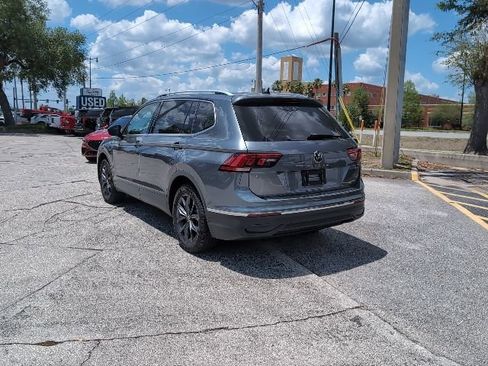 Used 2023 Volkswagen Tiguan SE image 4