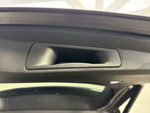 Used 2022 Jeep Grand Cherokee L Laredo AWD/4WD image 35