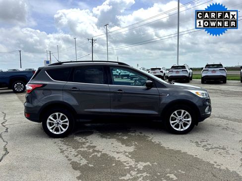 Used 2018 Ford Escape SEL image 5