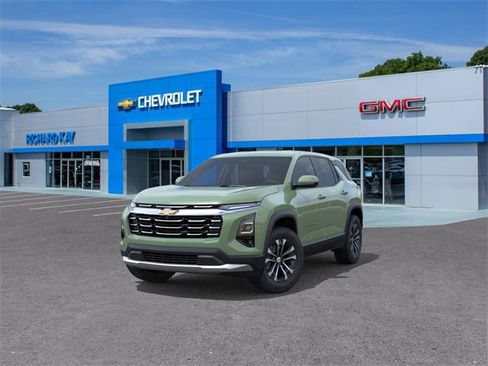 New 2026 Chevrolet Equinox LT w/ Convenience Package II image 8