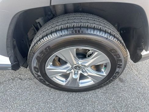 Used 2023 Toyota RAV4 XLE image 11