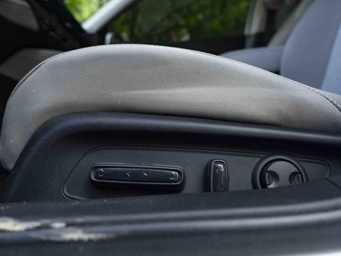 Used 2024 Honda Accord EX image 39